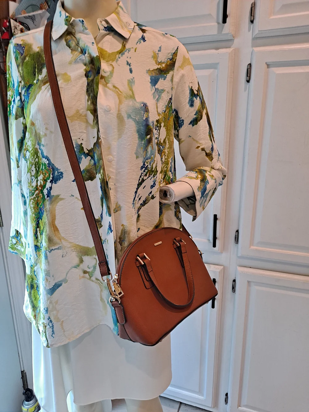 Lovevook Structured Tan Dome Satchel Saffiano Vegan Handbag with Gold Hardware